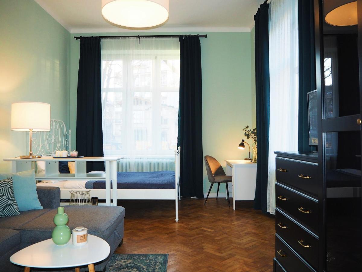 Wawelove Kossak Apt 1 Min To Royal Wawel Castle! Free Parking Apartment Krakow Exterior photo